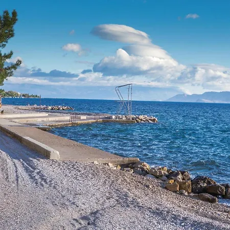 2 Bedroom Cozy In *