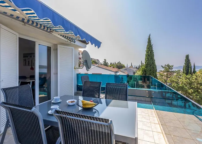 شقة 2 Bedroom In *
